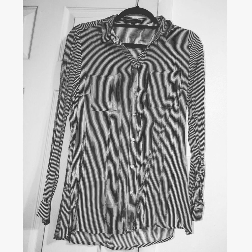 Pin strip button up